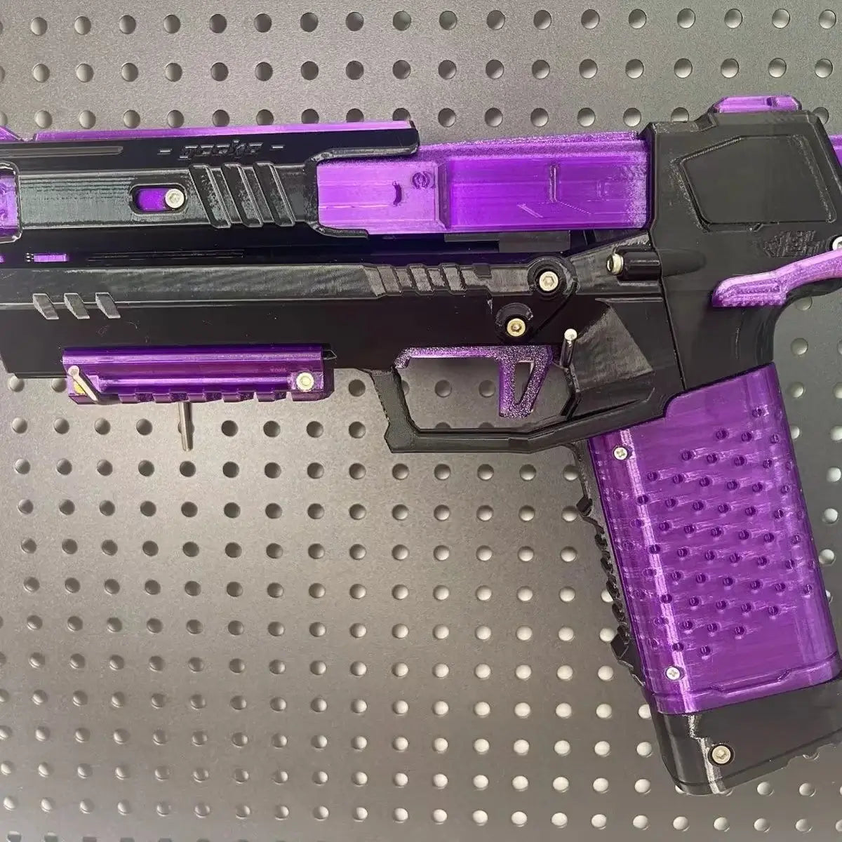 3D Printed Lizzy Gecko Cyberpunk Dart Blaster — left profile